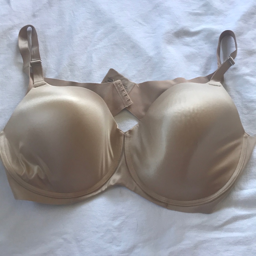Size 44 DDD Soma bra.